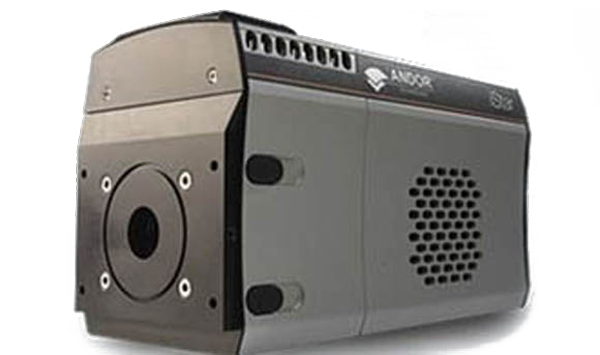 High sensitivity CCD camera which fiber-coupled the image intensifier highly sensitive to UV region. Built-in delay generator in the main unit, it has an electronic shutter as short as 2 ns. It is possible to observe various high speed phenomena.