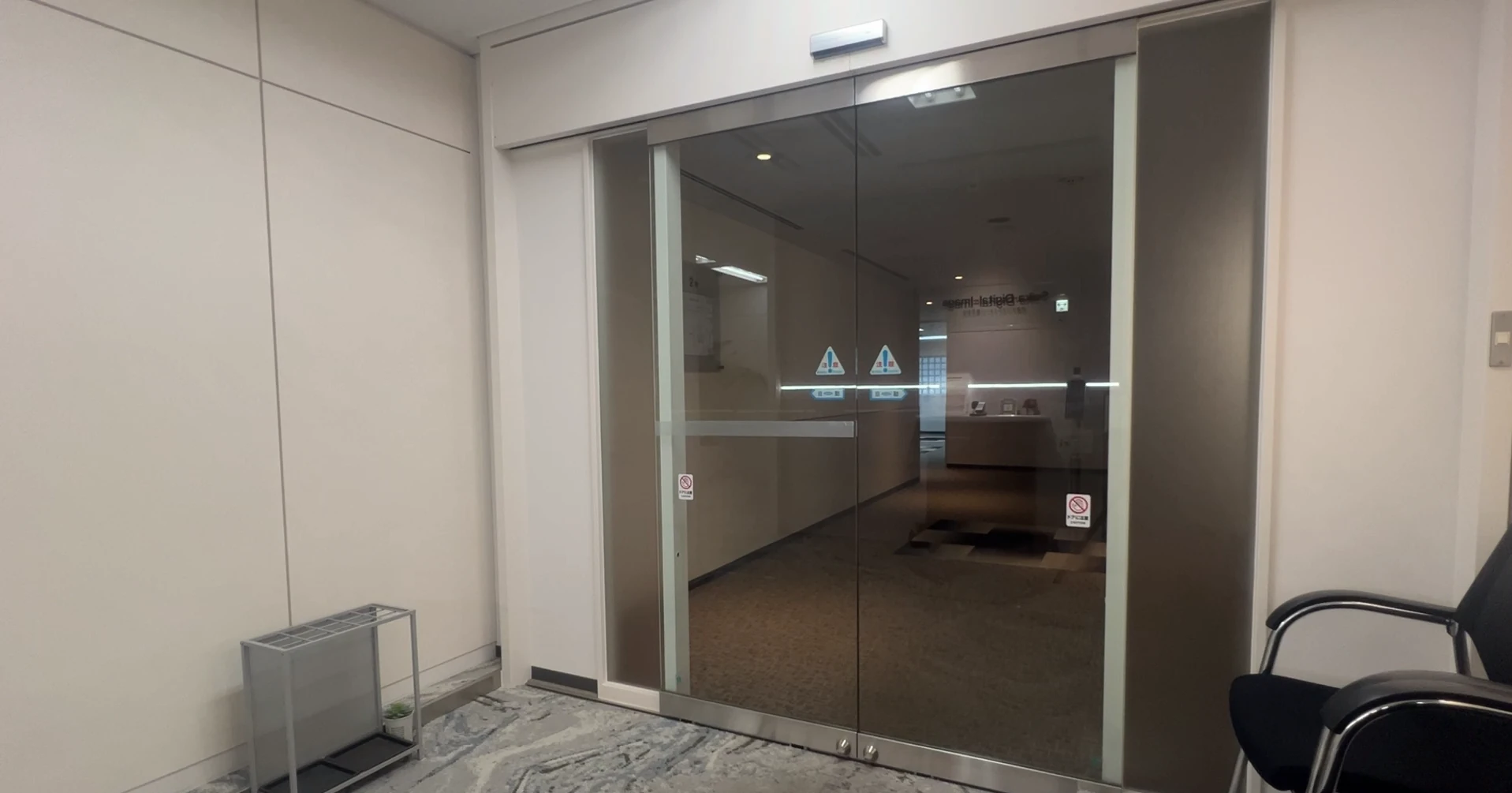 ロボット掃除機の走行距離・速度計測 | 表面速度計：SLV計測事例